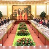 Tổng Bí thư, Chủ tịch Trung Quốc Tập Cận Bình khẳng định Trung Quốc hết sức coi trọng quan hệ với Việt Nam, luôn mong muốn và sẵn sàng thúc đẩy quan hệ hai Đảng, hai nước ngày càng phát triển, đi vào chiều sâu, thực chất. (Ảnh: TTXVN)