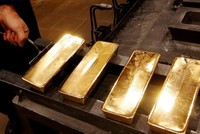Giá vàng thế giới tăng kỷ lục, Ngân hàng Nhà nước nói gì?