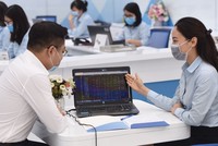 P/B về 1, cổ phiếu ngân hàng có hấp dẫn?