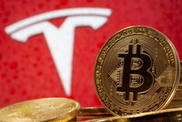 Tesla đang “tụt hậu” do đầu tư vào bitcoin
