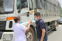 Cơ quan chức năng cần xem xét lại vấn đề cho thấu đáo và hợp lý. Tạo điều kiện thuận lợi cho việc vận chuyển hàng hóa của các doanh nghiệp vận tải