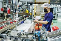 Tín dụng tiếp tục được nắn vào các lĩnh vực sản xuất – kinh doanh, lĩnh vực ưu tiên. Ảnh: Dũng Minh