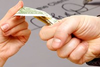 Thao túng cổ phiếu CEN (Cencon Việt Nam) một cá nhân bị phạt 550 triệu đồng