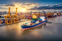 Cổ phiếu logistic đã quá nóng?