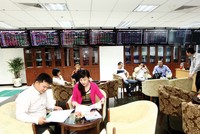 Doanh số giao dịch môi giới tại TCSC trong 10 tháng đầu năm nay tăng gần 5 lần.
Ảnh: Lê Toàn