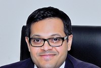 Ông Avinash Satwalekar