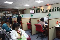 Dự kiến hết năm 2014 sẽ có 10.000 người lao động tham gia bảo hiểm hưu trí tự nguyện với tổng số tiền đóng góp là 160 tỷ đồng
Ảnh: Lê Toàn