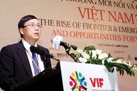 Chủ tịch UBCK Vũ Bằng phát biểu tại Diễn đàn Đầu tư Việt Nam do Báo Đầu tư cùng đối tác tổ chức tháng 6/2014, thời điểm TTCK bị ảnh hưởng tâm lý rất lớn bởi “sự kiện biển Đông”