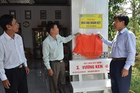 Đạm Cà Mau trao tặng nhà tình nghĩa tại Hậu Giang