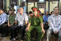 Đại án VNCB: Mua ngân hàng để kiếm lời từ bất động sản