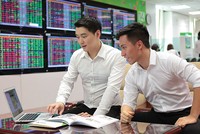 Quý III/2016, VCBS đã phát hành thành công hai trái phiếu doanh nghiệp có mệnh giá 300 tỷ đồng cho NĐT cá nhân