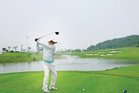 Giải Golf “Vì trẻ em Việt Nam - Swing for the Kids” 2017: Cam kết từ những tấm lòng nhân ái