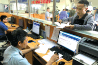 Hệ thống Thông quan điện tử phiên bản 5 (Viết tắt là TQĐT-V5) là hệ thóng bổ trợ cho hệ thống Thông quan tự động VNACCS/VCIS
