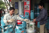 Thủ tục đăng ký kinh doanh gas được cho là còn nhiều bất cập. Ảnh: Hà Minh