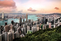 Nhà đầu tư bất động sản Hồng Kông chớp cơ hội từ biến động