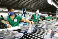 Xuất khẩu giày dép, túi xách dự kiến mang về gần 22 tỷ USD, còn dệt may đạt 39 tỷ USD trong năm 2019.