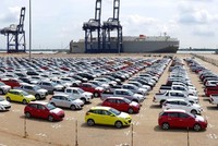 Người Việt đã chi 3,1 tỷ USD để nhập 142.000 xe ô tô trong năm 2019.