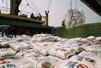 Văn phòng Chính phủ liên tiếp ra văn bản yêu cầu các Bộ báo cáo về xuất khẩu gạo