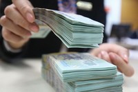 Nhiều doanh nghiệp đề nghị NHNN có hướng dẫn cụ thể về các tiêu chí, ngành nghề được ngân hàng hỗ trợ.