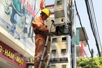 Việc bổ sung biện pháp cưỡng chế ngừng cung cấp các dịch vụ điện, nước trong xử lý vi phạm hành chính vẫn còn nhiều ý kiến khác nhau.