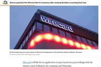 Hãng tin CNBC đưa tin Wirecard phá sản, với ảnh chụp trụ sở Wirecard tại Đức.