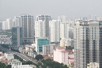 Giá chung cư liên tục tăng qua các năm khiến cơ hội tiếp cận nhà ở ngày càng khó khăn với nhiều người. Ảnh: Thành Nguyễn.