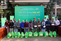 DPM tặng quà Tết cho gần 10 ngàn hộ gia đình khó khăn