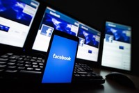 Facebook bị cáo buộc bí mật theo dõi người dùng qua webcam