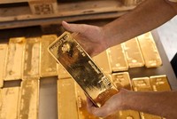 Giá vàng hôm nay (24/1): Trong nước tăng vọt 100.000/lượng