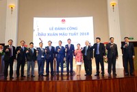 Chùm ảnh lễ đánh cồng đầu Xuân Mậu Tuất 2018 tại sàn HOSE