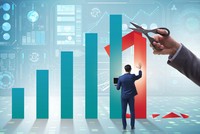 Nhà đầu tư hạn chế bán giá thấp, VN-Index giữ được mốc 1.080 điểm