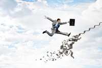 Nhận định thị trường phiên giao dịch chứng khoán ngày 13/8: Có thể mở một phần nhỏ tỷ trọng trading T+