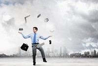 Top 10 cổ phiếu tăng/giảm mạnh nhất tuần: Một số mã bất động sản vừa và nhỏ duy trì đà tăng