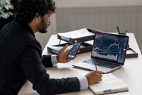 Fed khiến giới đầu tư "đau đầu", cổ phiếu Vinfast tăng gần 70% trong phiên chào sàn Nasdaq
