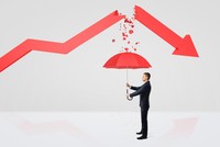 Bán tháo cuối phiên, thị trường lao dốc