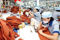 Sau một năm "bầm dập" vì Covid-19, doanh nghiệp dệt may, da giày hướng tới hình thành chuỗi cung ứng, giảm phụ thuộc nhập khẩu