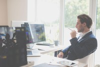 Cổ phiếu Apple khiến chứng khoán Mỹ chao đảo