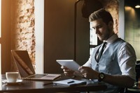 Giới đầu tư chốt lời nhóm cổ phiếu công nghệ