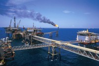 Reuters: Việt Nam đang dần trở thành nước nhập khẩu ròng dầu thô