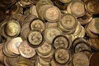 Giá Bitcoin hôm nay 25/12: Lún sâu trong khủng hoảng.