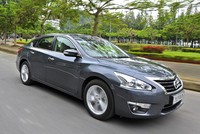 Mẫu sedan nhập khẩu có giá bán lẻ mới cho 2018.
