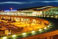 Bộ Giao thông được yêu cầu báo cáo phương án mở rộng sân bay Tân Sơn Nhất lên Chính phủ vào cuối tháng 3. Ảnh minh họa: TSN