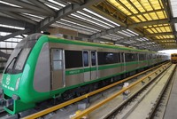 Đoàn tàu Cát Linh - Hà Đông chuẩn bị chạy thử trên toàn tuyến. Ảnh: Ngọc Thành.