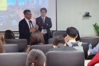 Ông Saman Bandara chia sẻ tại Hội thảo.