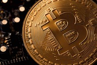 Bitcoin trở lại ngưỡng 4.000 USD