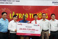 Anh T. nhận giải thưởng gần 25 tỷ đồng.
