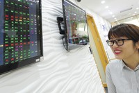 Thanh khoản thị trường chứng khoán tăng vọt từ quý IV/2020. Ảnh: Dũng Minh.