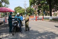 Một trạm kiểm soát dịch tại Bắc Ninh. (Ảnh: Thanh Thương/TTXVN).