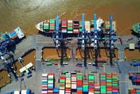 Kim ngạch xuất nhập khẩu năm 2022 dự báo có thể đạt 800 tỷ USD.