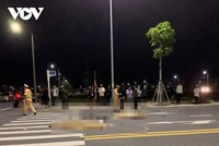 Cảnh sát giao thông Công an quận Ngũ Hành Sơn bảo vệ hiện trường.